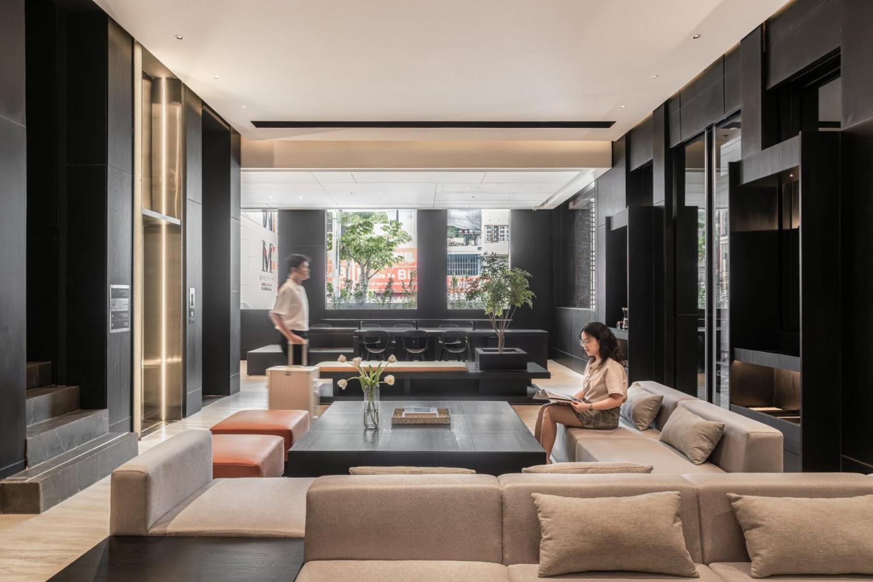 M Village Nguyen Kiem - Cosmo Airport Hotel Ho Chi Minh-stad Buitenkant foto